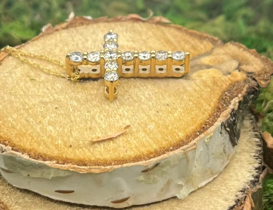 .25 ctw Diamond Cross Necklace