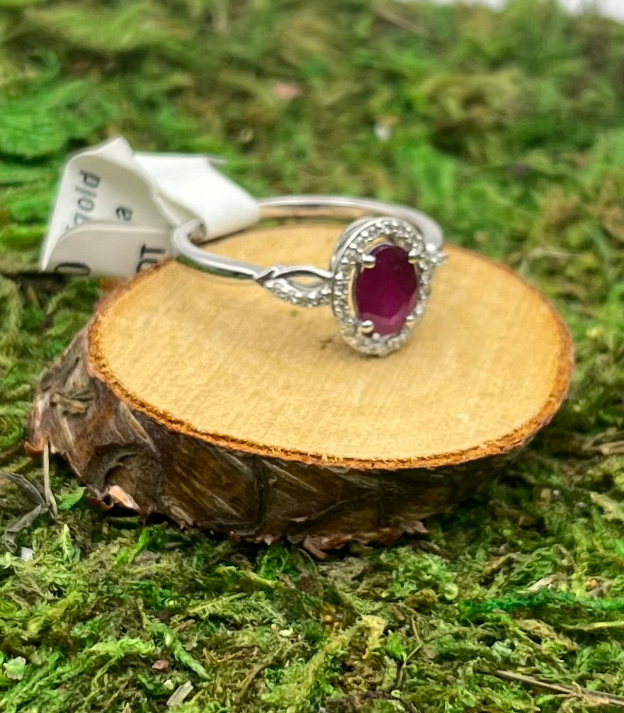 Ruby and Diamond 14kt White Gold Ring